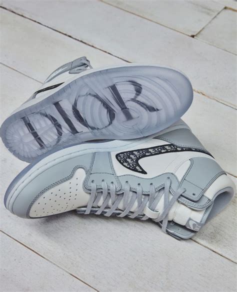 cris dior instagram|dior shoes official website.